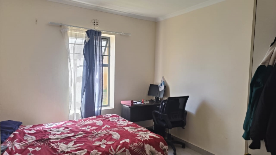 To Let 3 Bedroom Property for Rent in Parklands East Western Cape